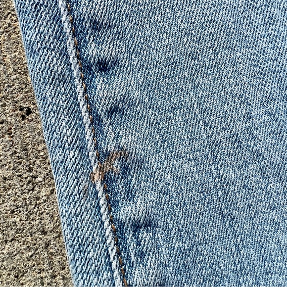 SOLD- Y2K flared Abercrombie & Fitch Madison light-wash jeans, size 4 long - Picture 7 of 9